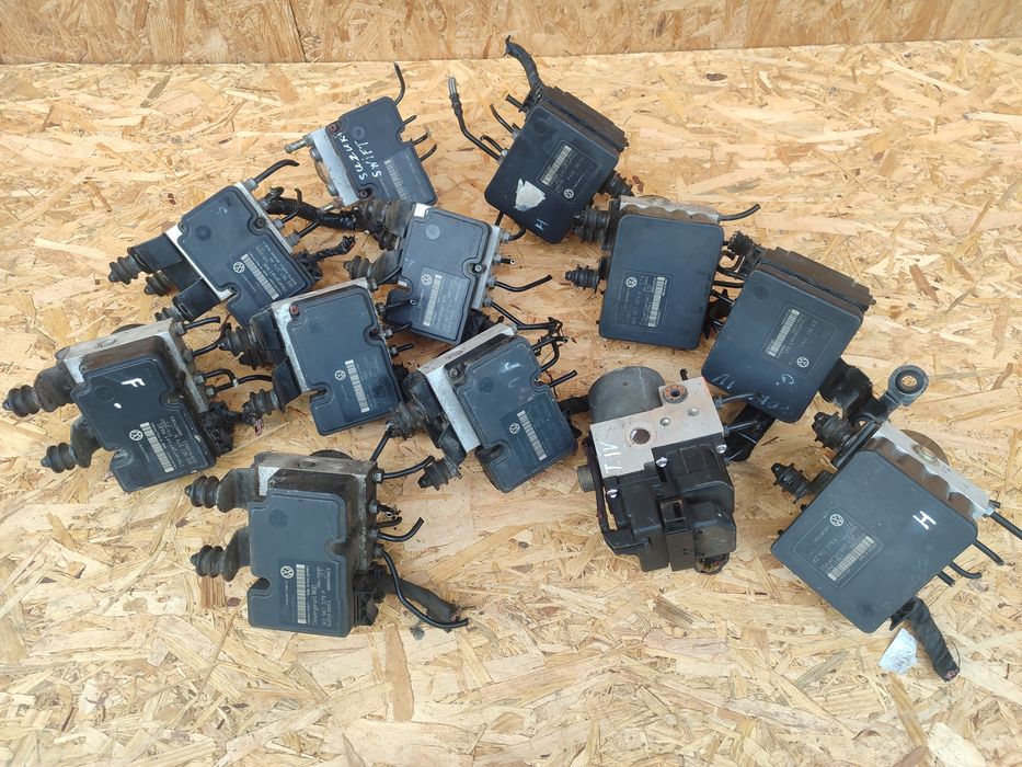 блок ABS опель гольф 5 джета ауді шкода 1k0907379p  1k0709379N