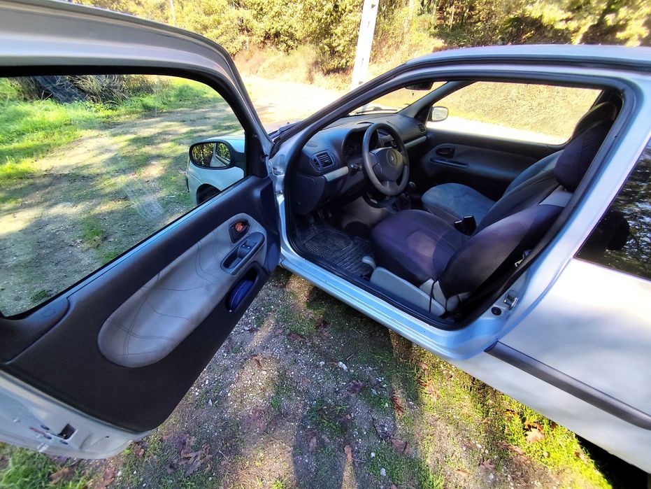 Renault Clio 2 comercial 1.5 dci