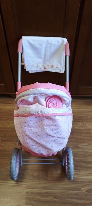 Carrinho de bebe de brincar