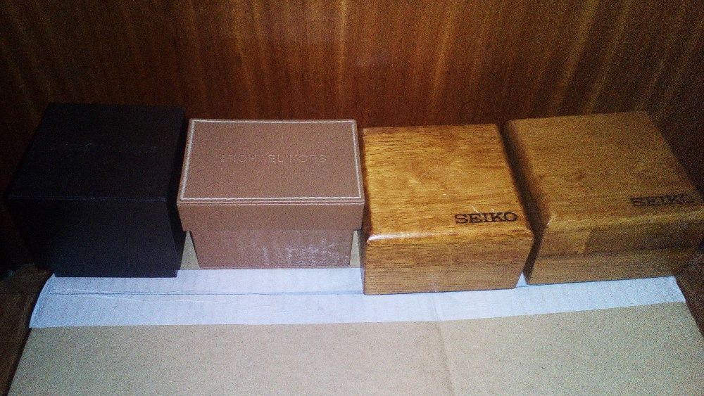 caixas relogios seiko, pulsar é mercedes