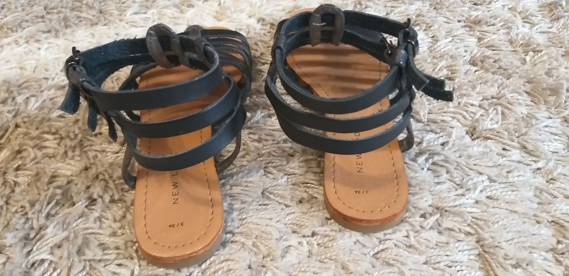 Босоножки,сандали  New look