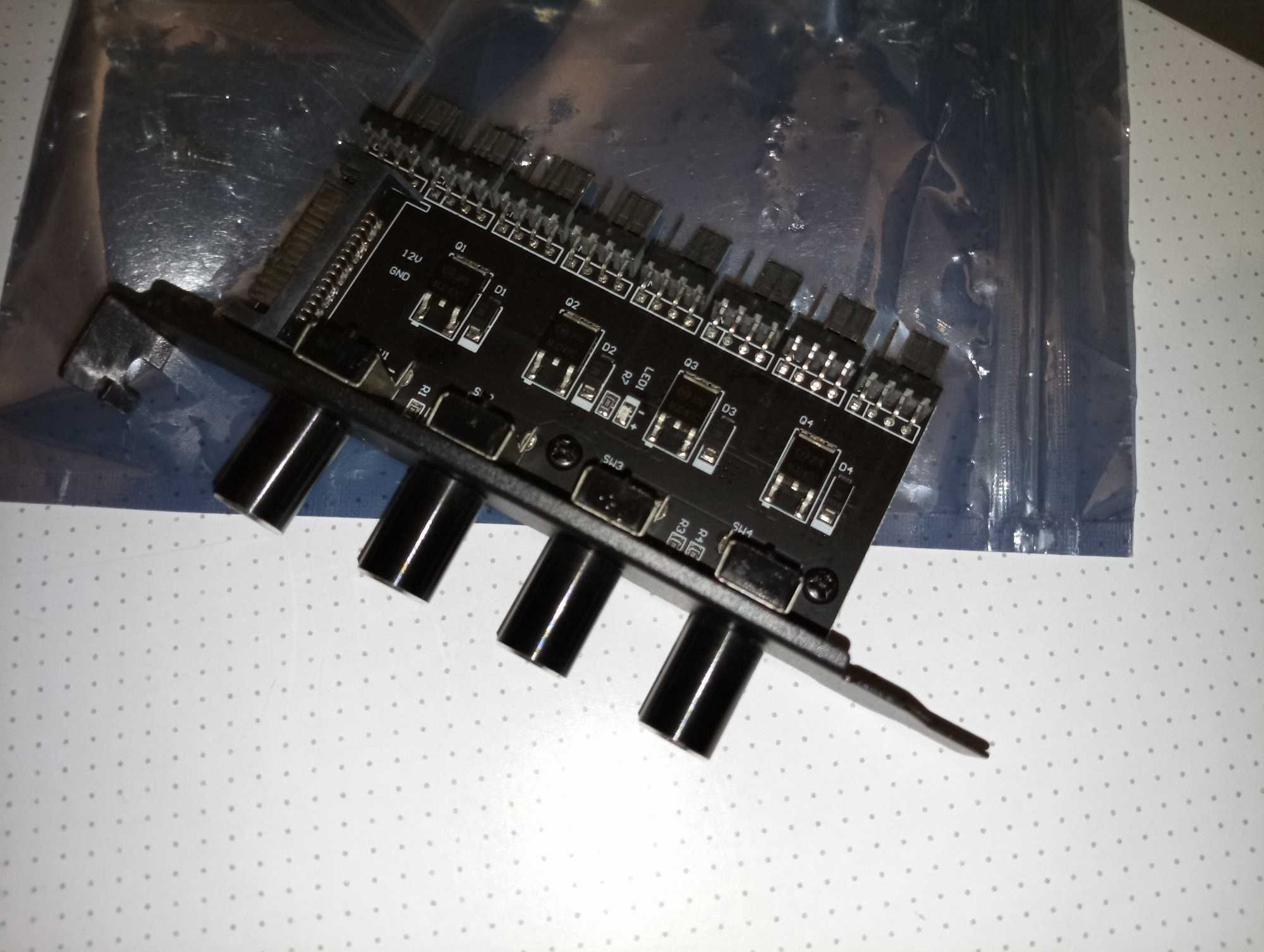 Реобас на 8 кулерів регулювання обертів кулера 4 pin PWM SATA Fan Hub