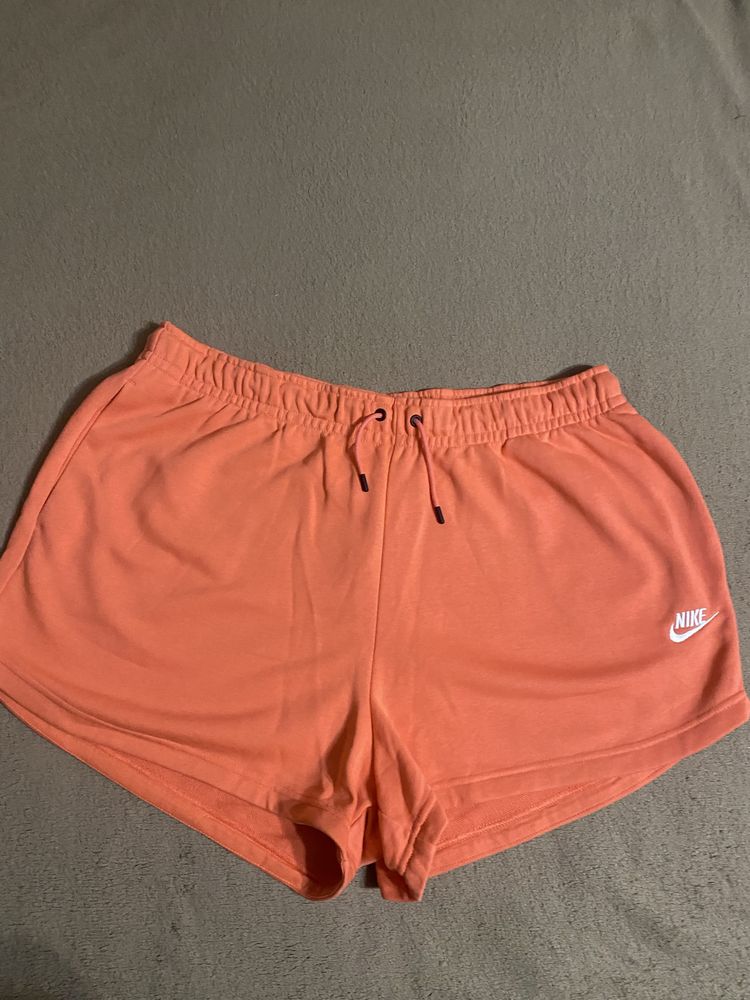 Женские шорты Nike,Jordan оригинал
