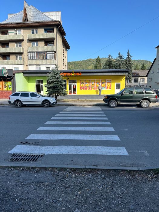 Здам  в оренду приміщення в центрі Дубового