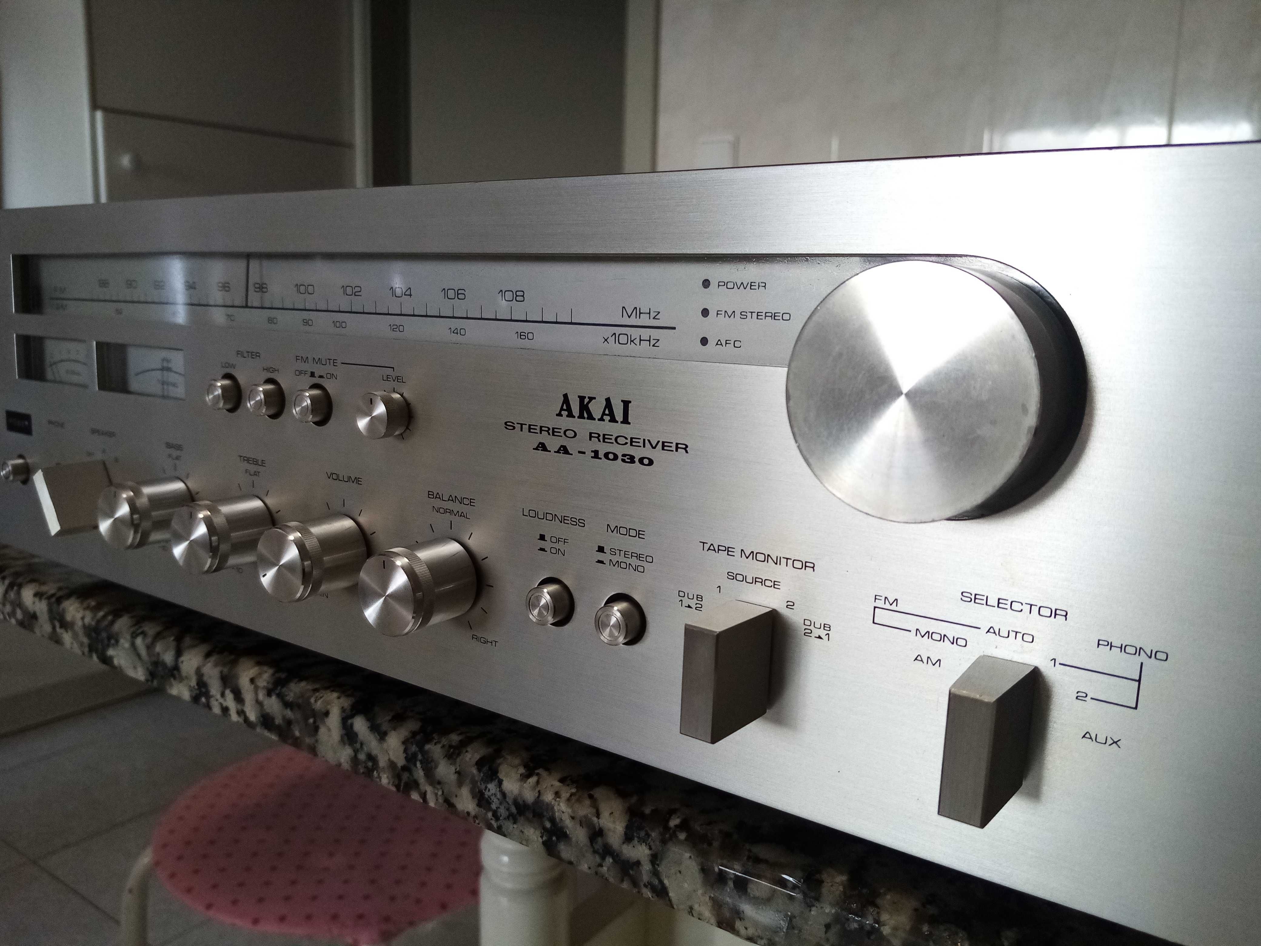 AKAI AA 1030 Amplificador Reciver Muito Bom