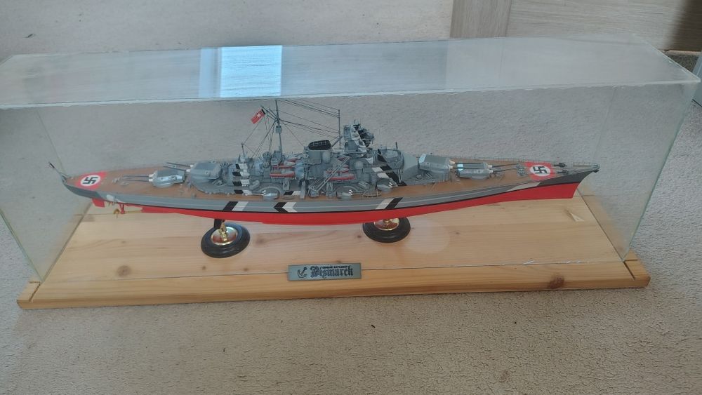 Model okrętu Bismarck 1:350
