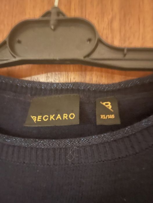 Vestido Beckaro muito bonito