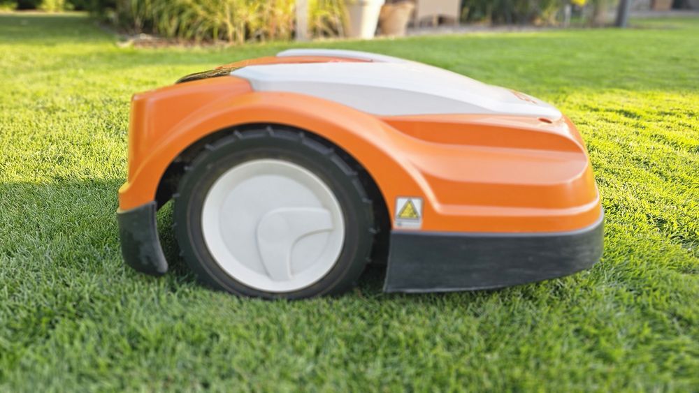 Robot koszący stihl imow  Rmi 422 Pc