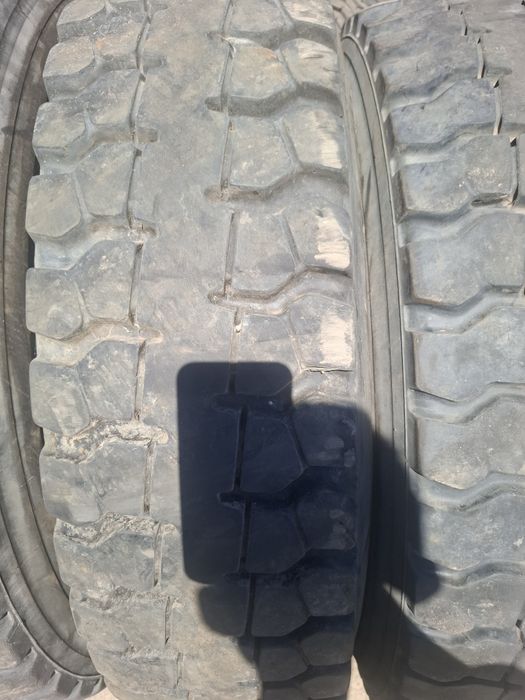 Pirelli шини маз краз зил 131