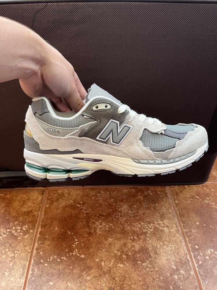 Кросівки New Balance 2002R Protection