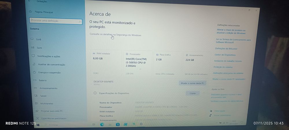 Portátil ASUS com carregador