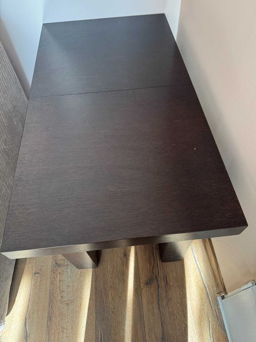 Elegancka ława stołowa