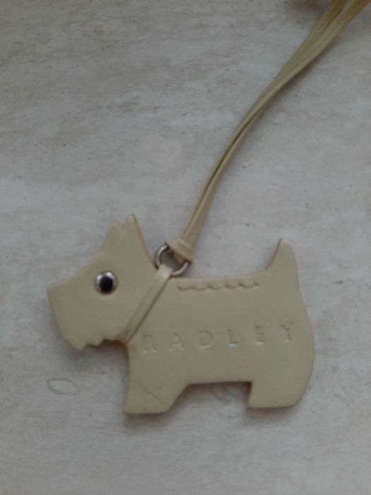 продам брелок RADLEY кожа