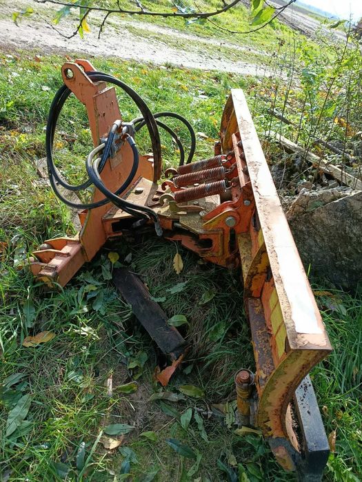 Sprzedam pług do śniegu T 217
