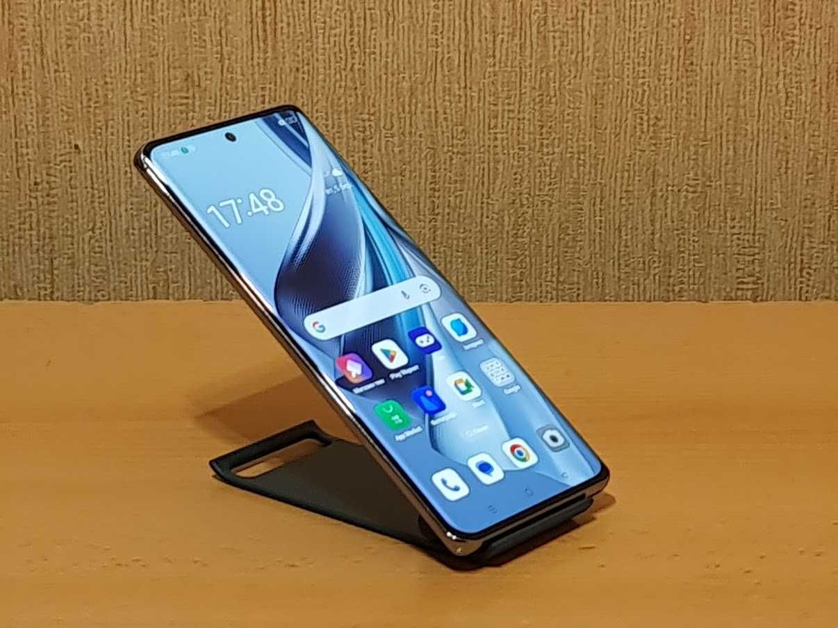 Флагманський OPPO Reno10 5G 8+4/256GB NFC Duos MediaTek Dimensity 7050