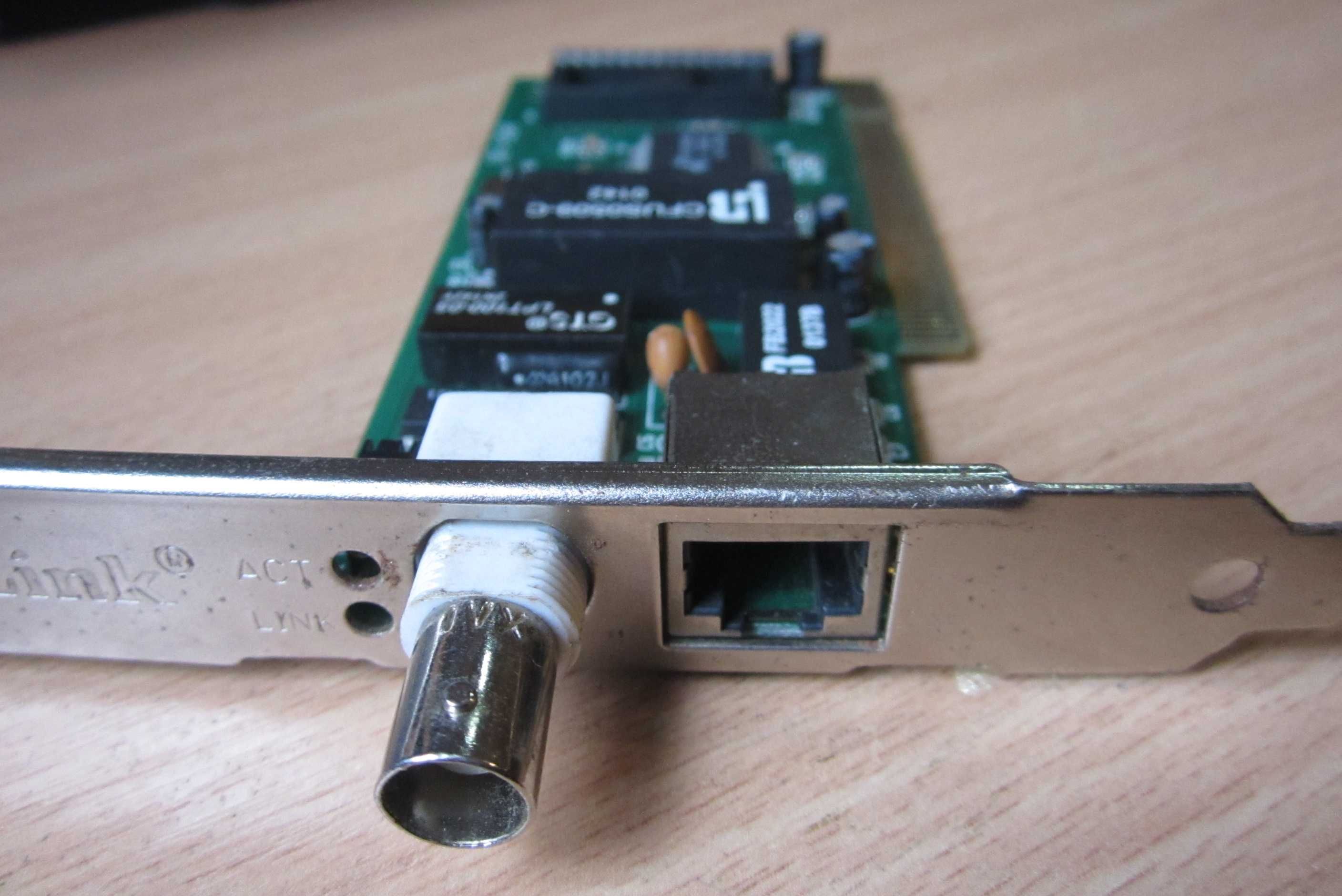 Сетевая карта D-Link DE-528CT PCI - Ethernet RJ45 100 Мбит/с