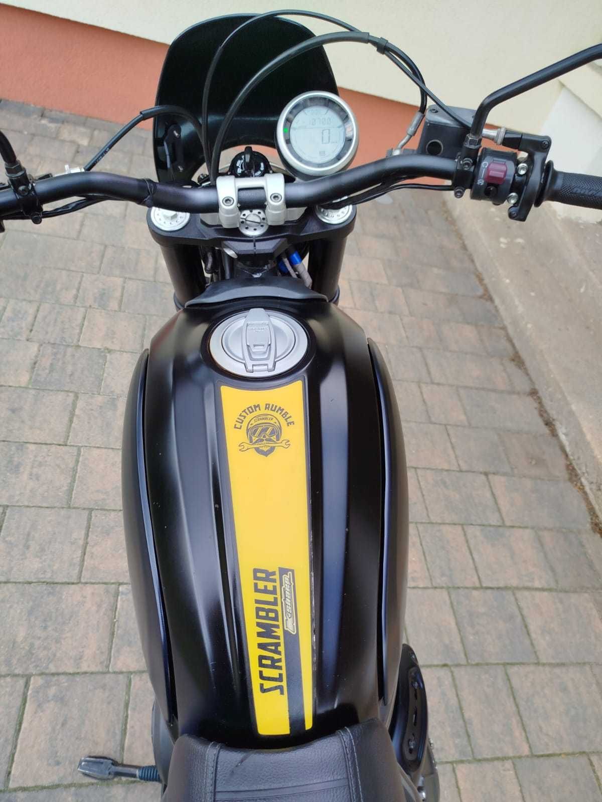Ducati Skrambler 800x, rok 2015