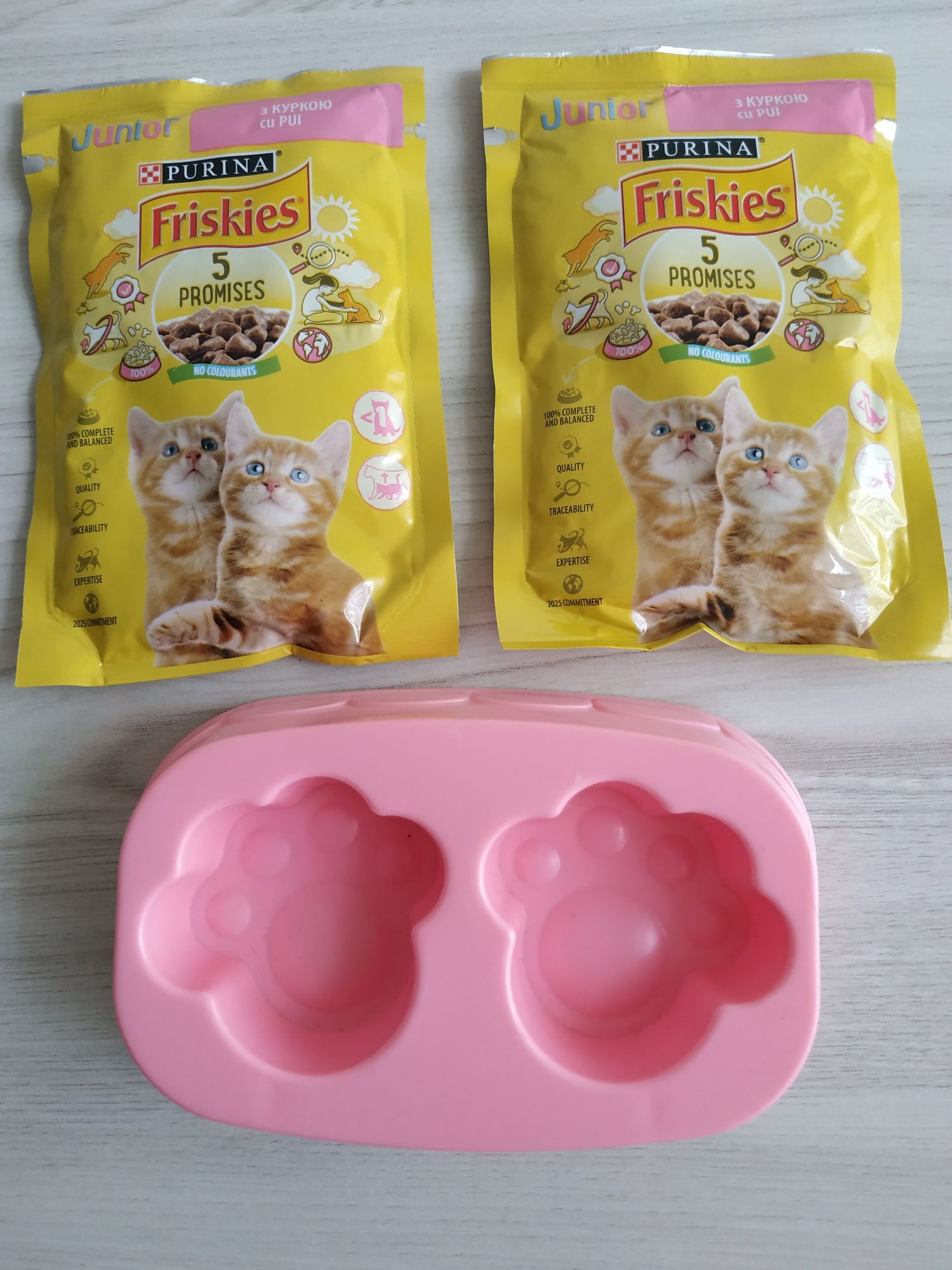 Вологий корм для кошенят Friskies, ласощі Brit Dental -65 грн