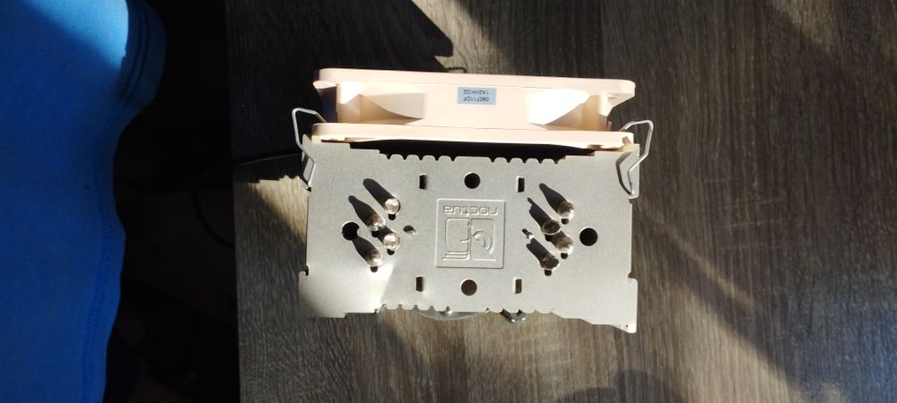 Активний кулер Noctua NH-U12P, срочно