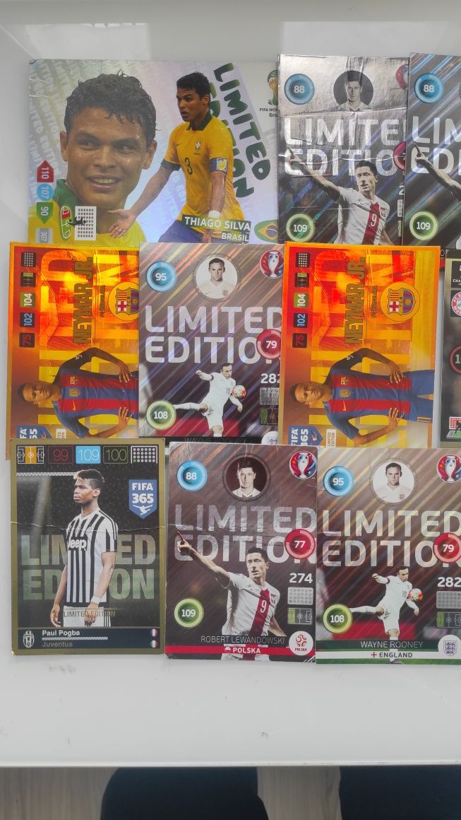 Panini duże karty XXL Neymar Lewandowski Messi Ronaldo