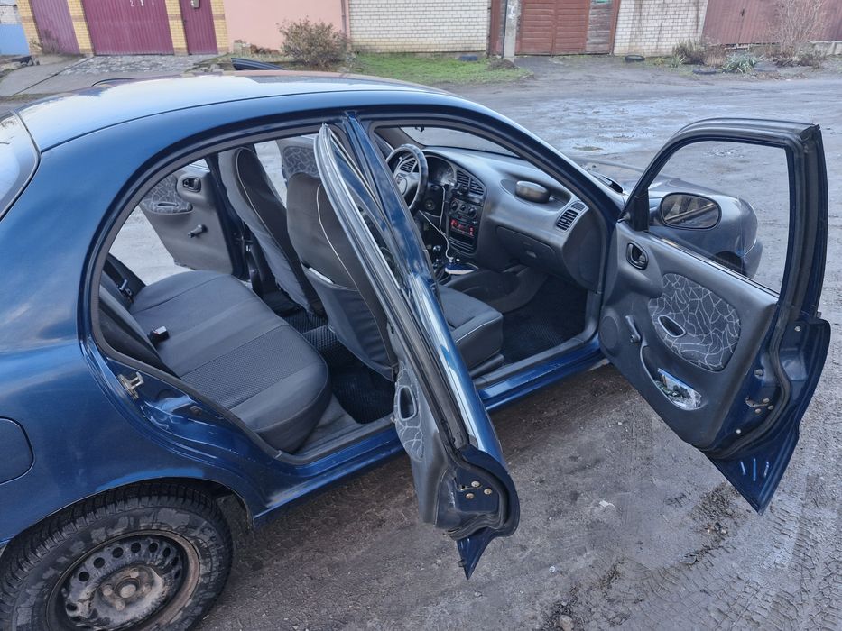 Lanos 2002 1,5, Київ, Лісовий