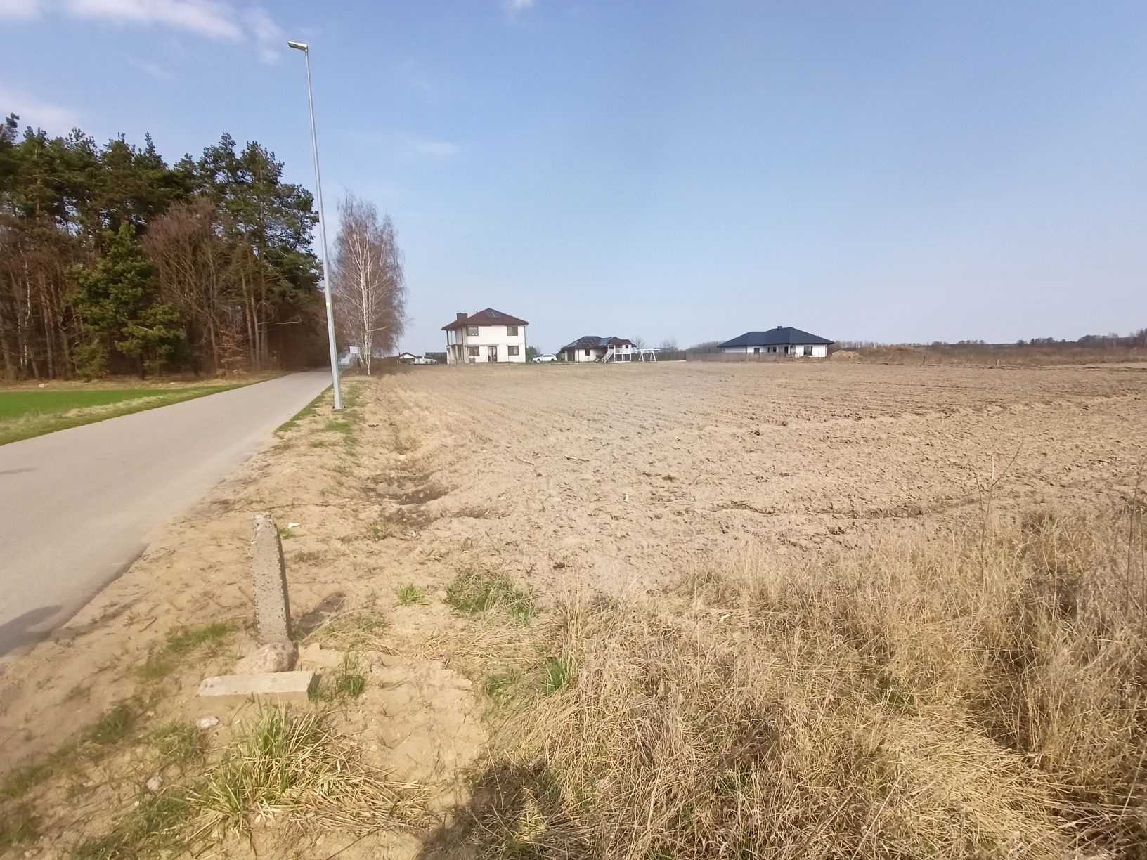 Sprzedam działkę budowlaną