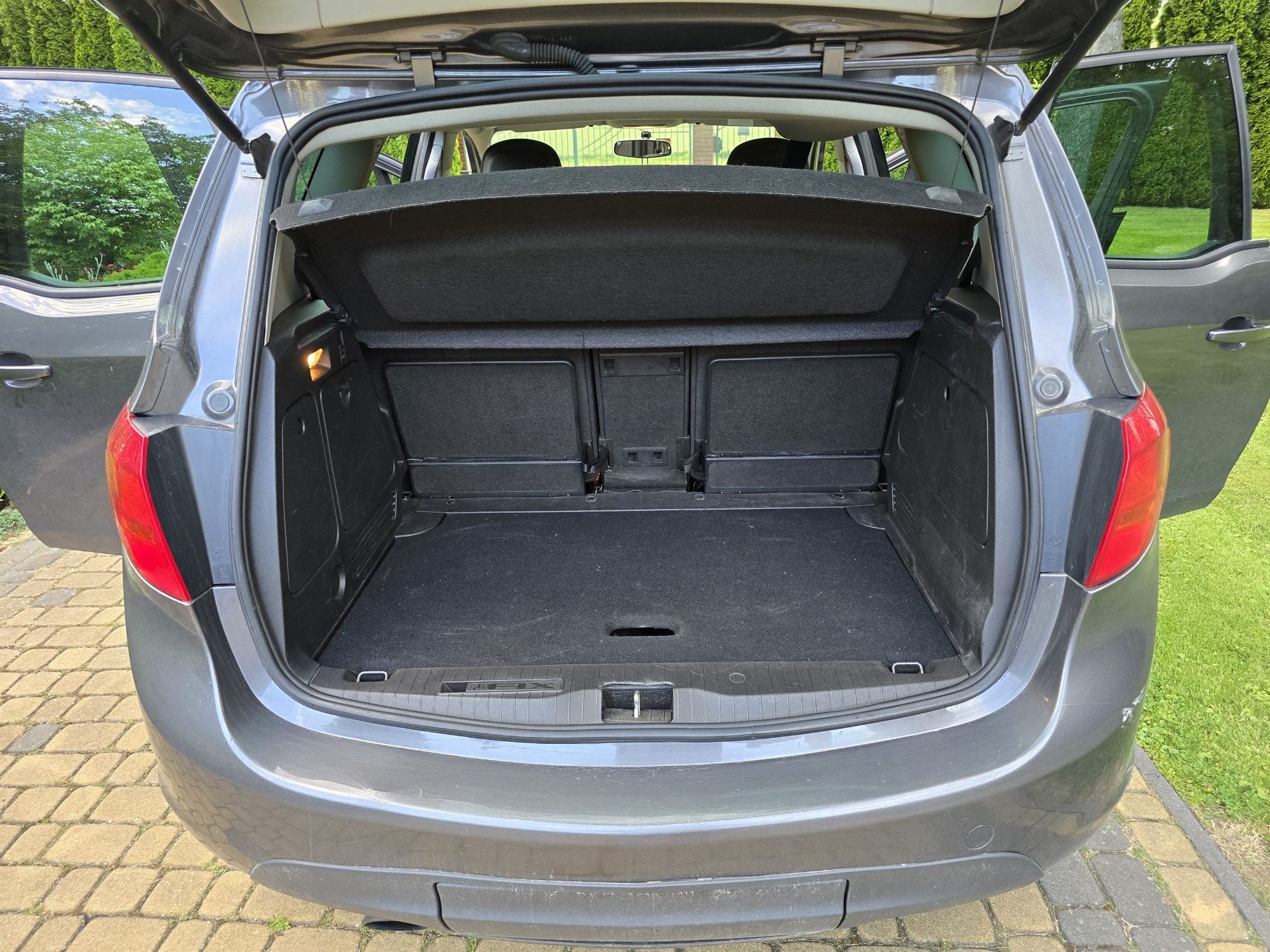 Opel Meriva 1.4 benzyna 2010 rok