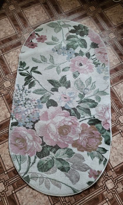 Ковёр безворсовый