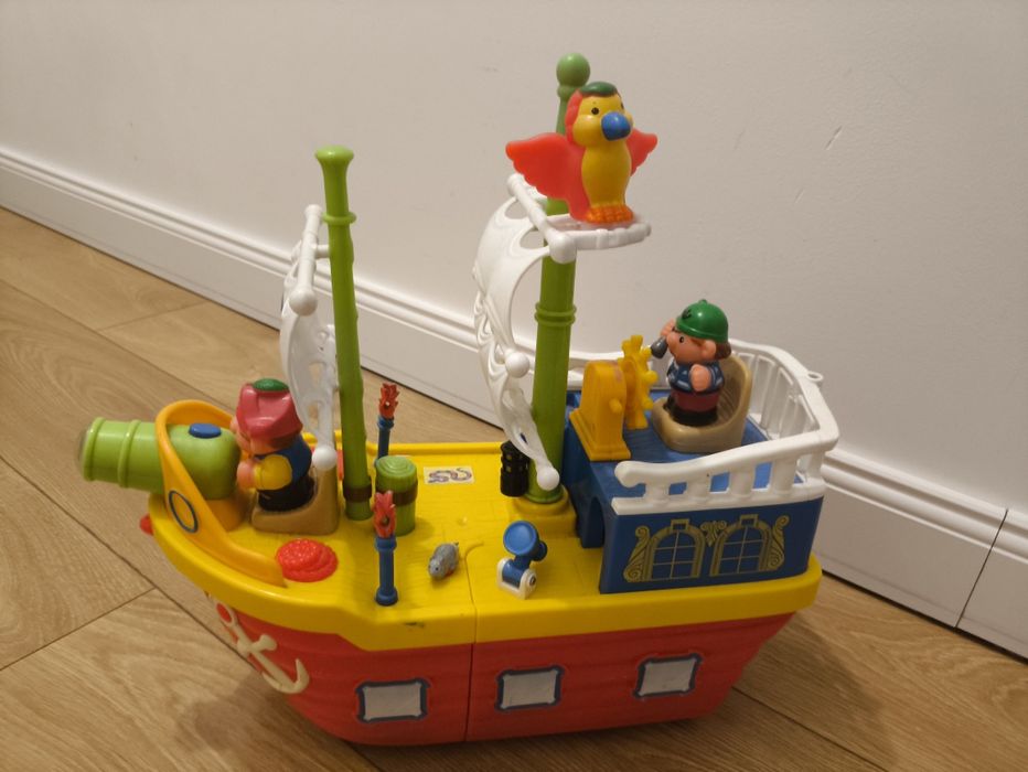 Statek piracki, zabawka z dzwiekami