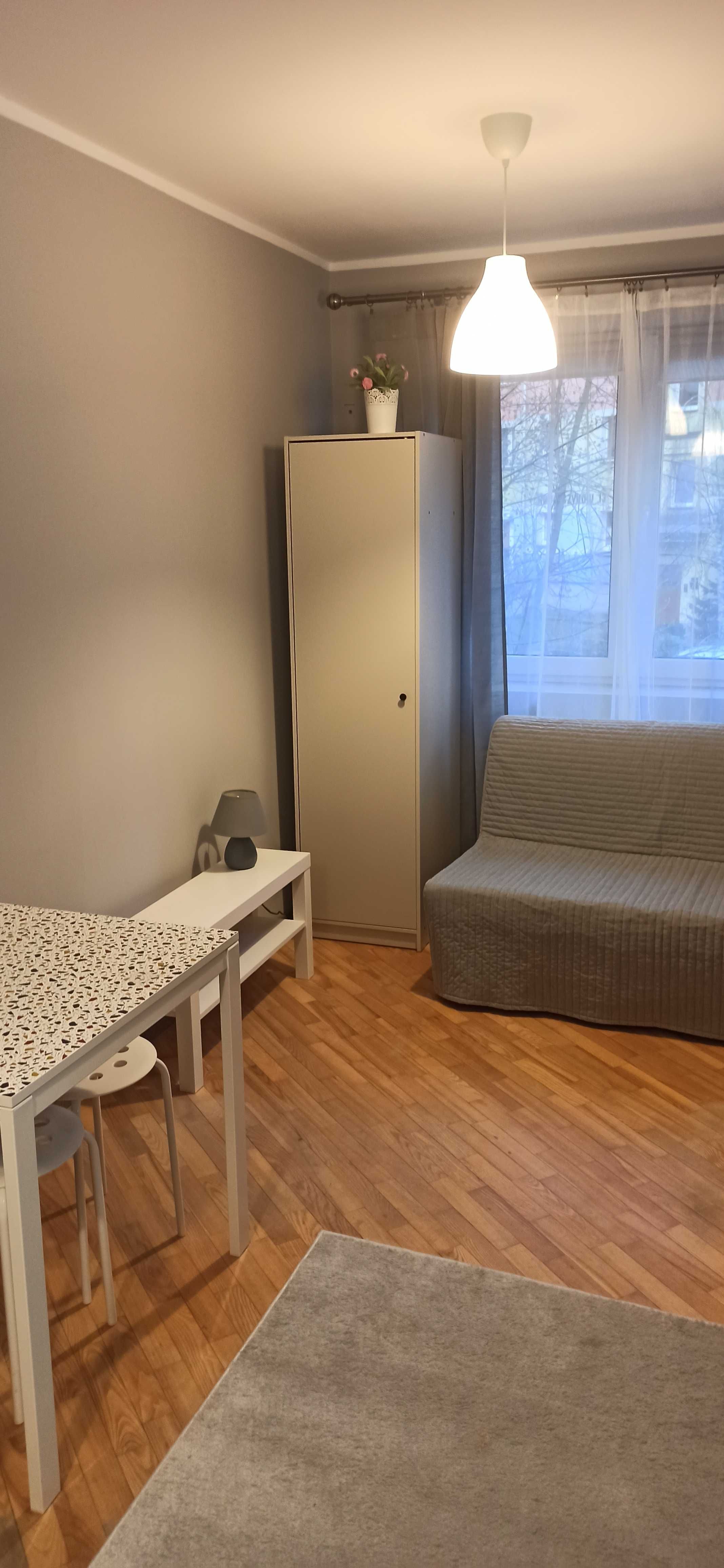 wynajem OD 16 sierpnia - OSTROŁĘKA os. Centrum - Hubalczyków