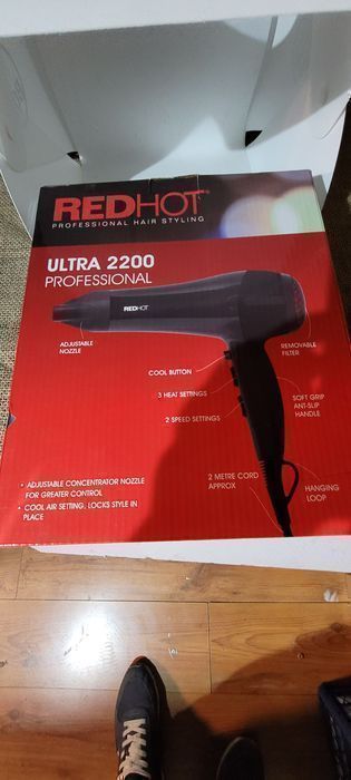 Suszarka Do Włosów Red Hot 2200W Profesjonalna