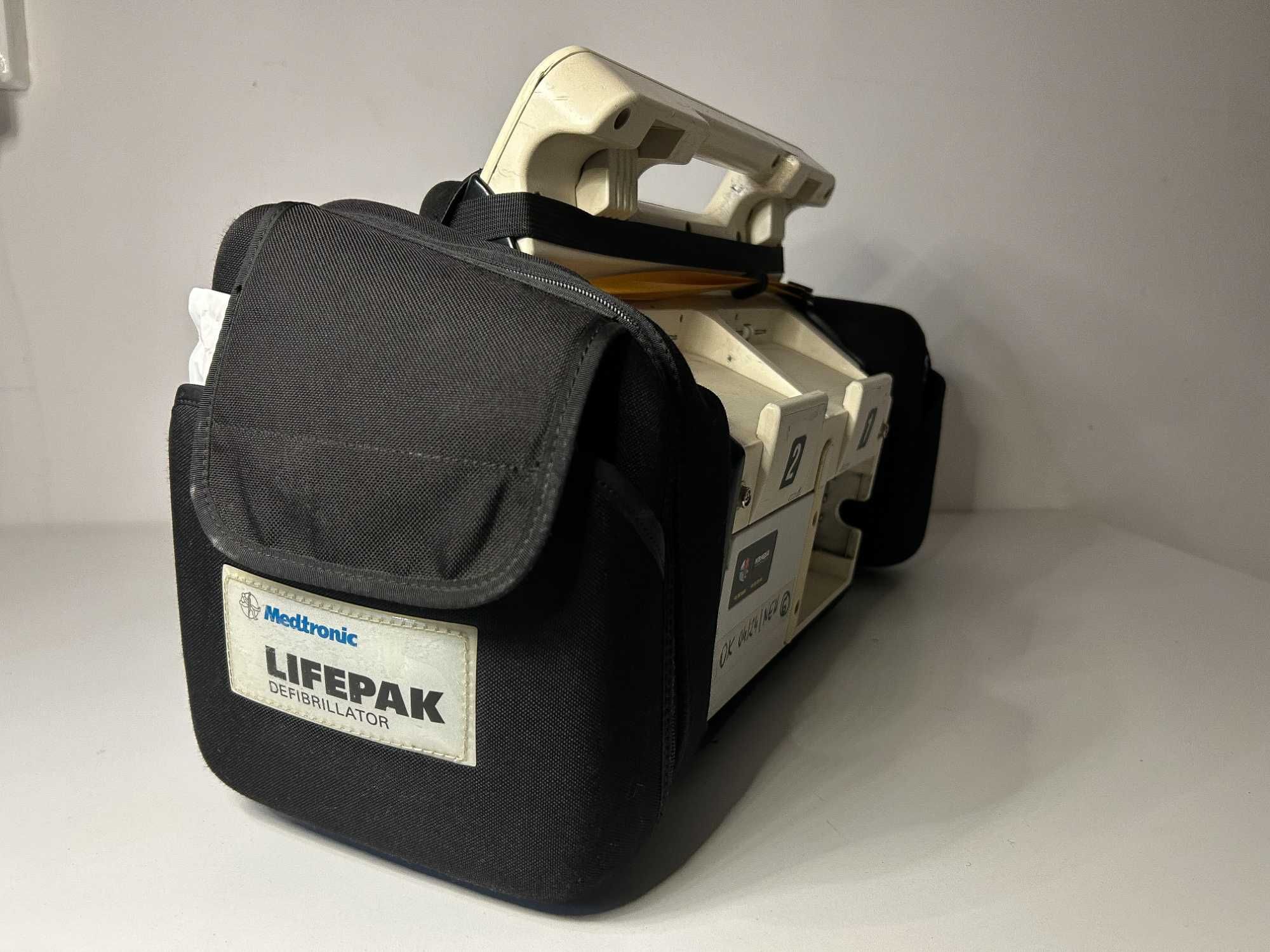 Defibrylator Lifepak 12 Physio- Control z AED