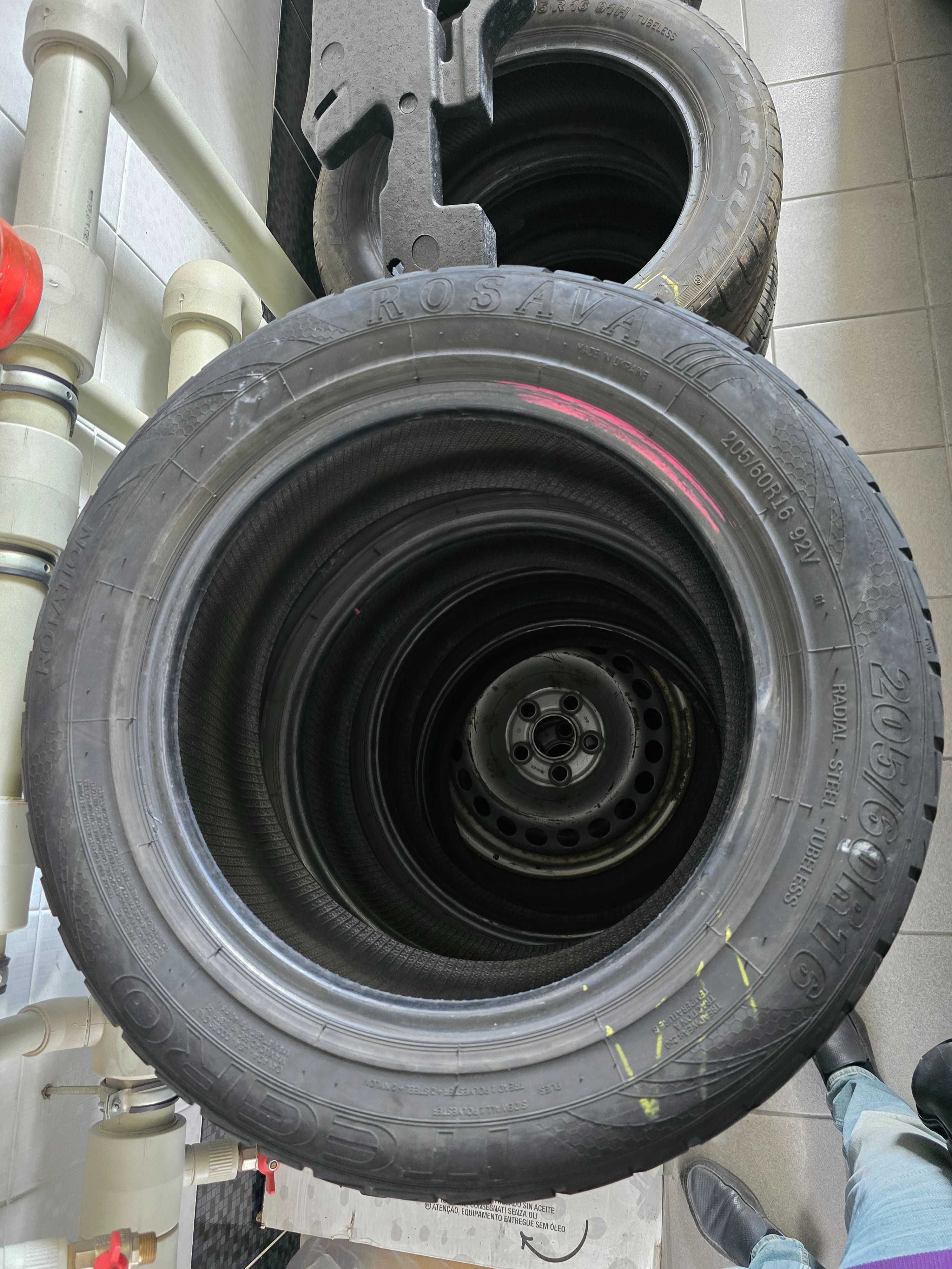 резина летняя ROSAVA 205/55R16 4шт. 5,2мм.