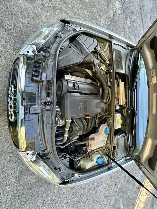 Ауді а4 б7 2008 1.6