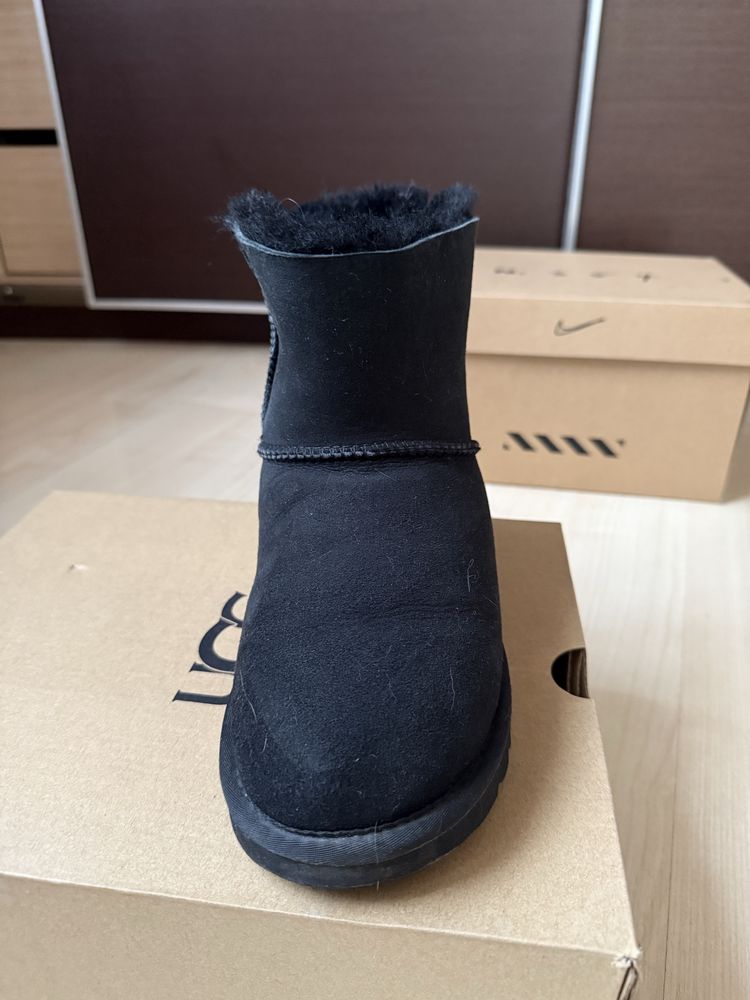 Зимние женские UGG