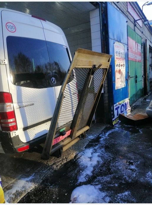 Продам підйомник