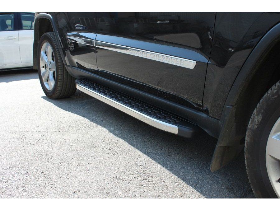 Jeep Grand Cherokee WK2 2010+ Бокові пороги BlackLine