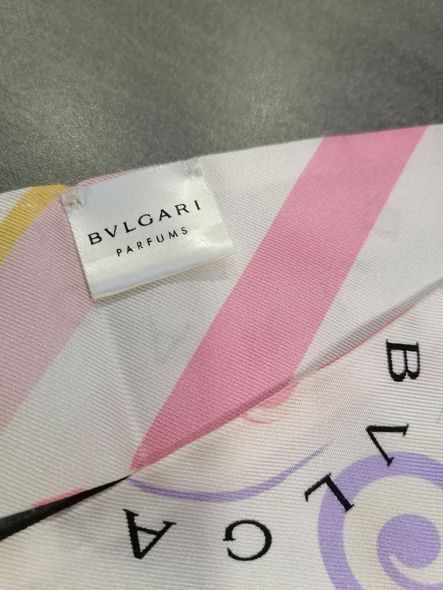 Новий вузький шарф Bvlgari шовк