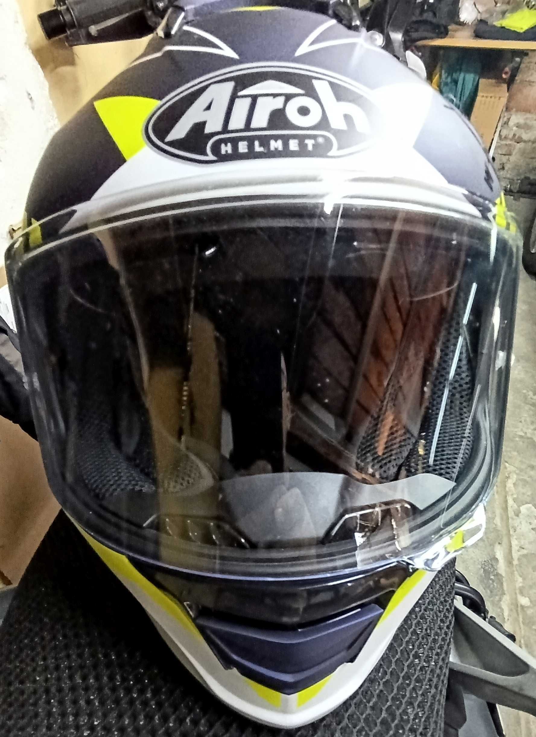 Kask motocyklowy Airoh Spark Rise L