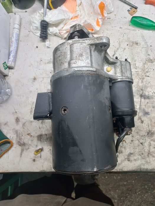 Motor de arranque UMM