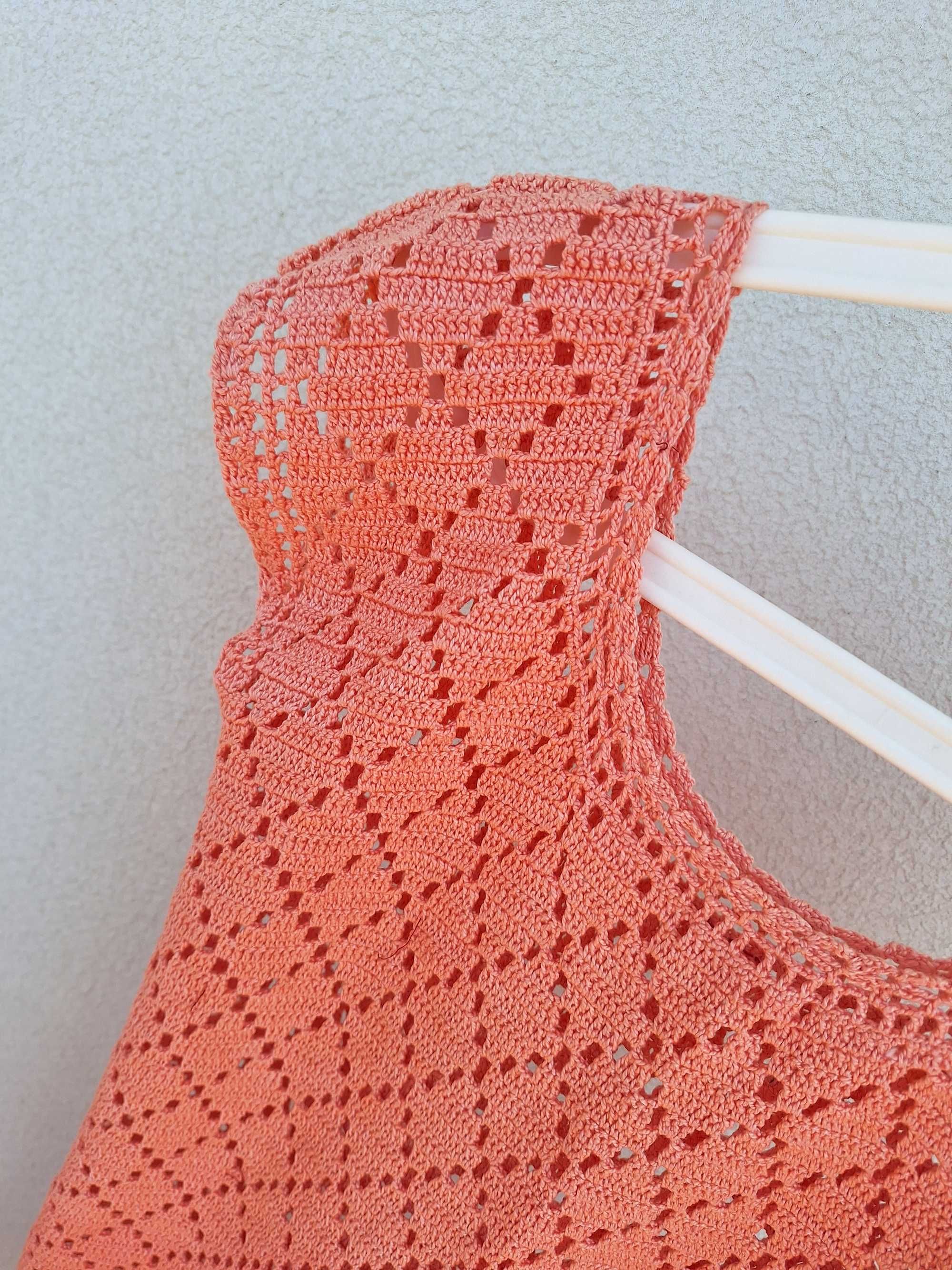 Vestido de croché feito à mão