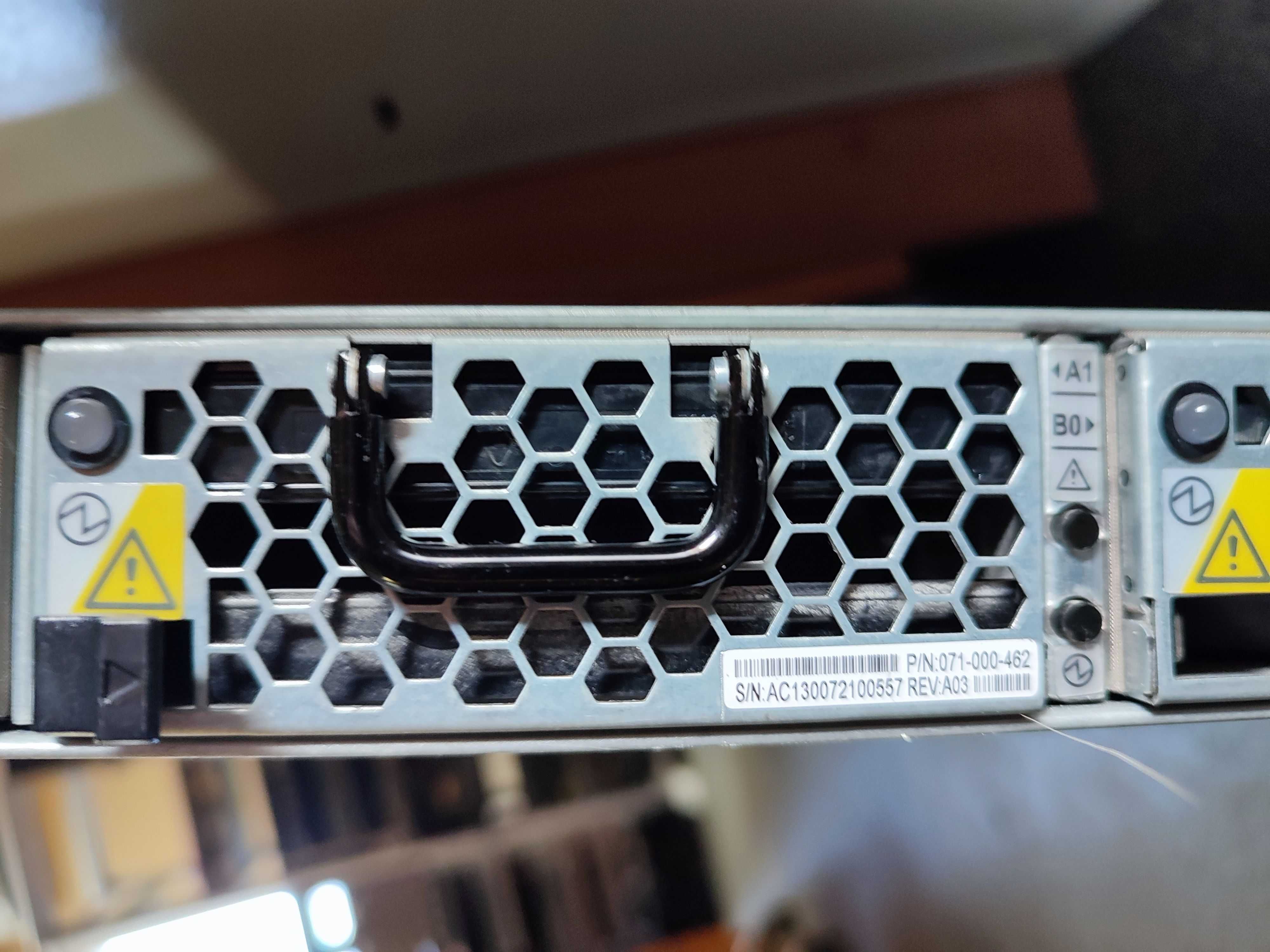 Дисковая полка EMC2 EM1-JPE-I