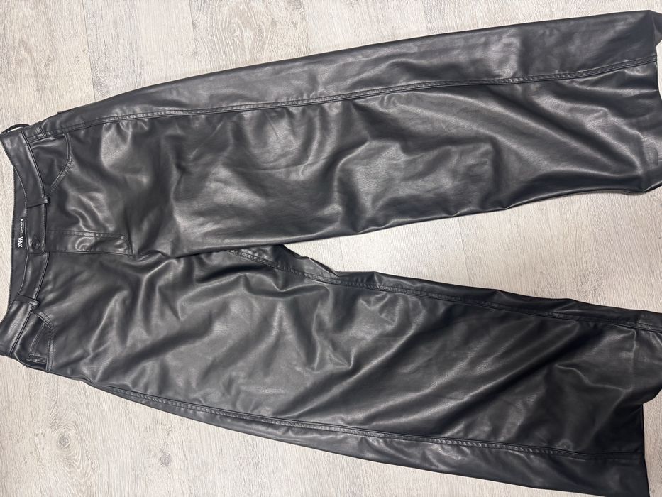 Шкіряни штани zara