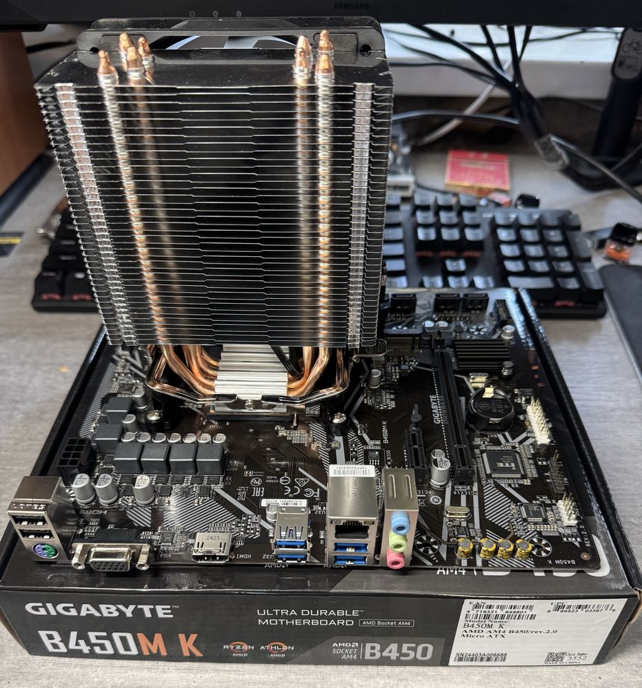 НОВОЕ Комплект Ryzen 5 5500, B450, 16gb 3200mhz RGB башня