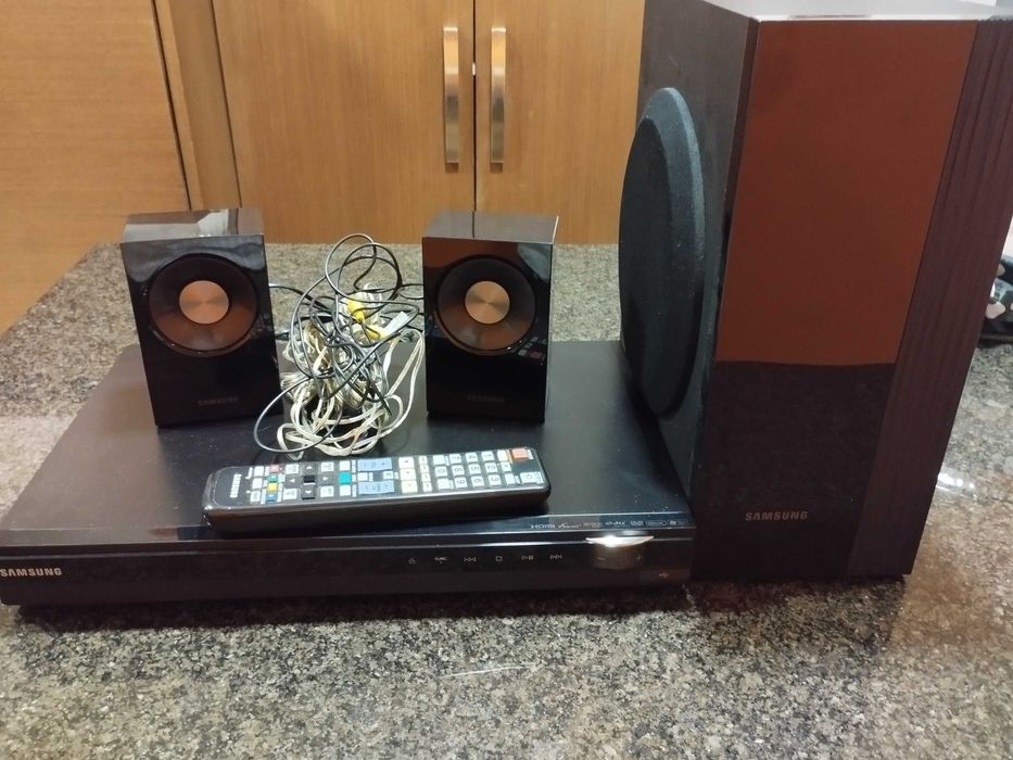 Conjunto cinema em casa Samsung