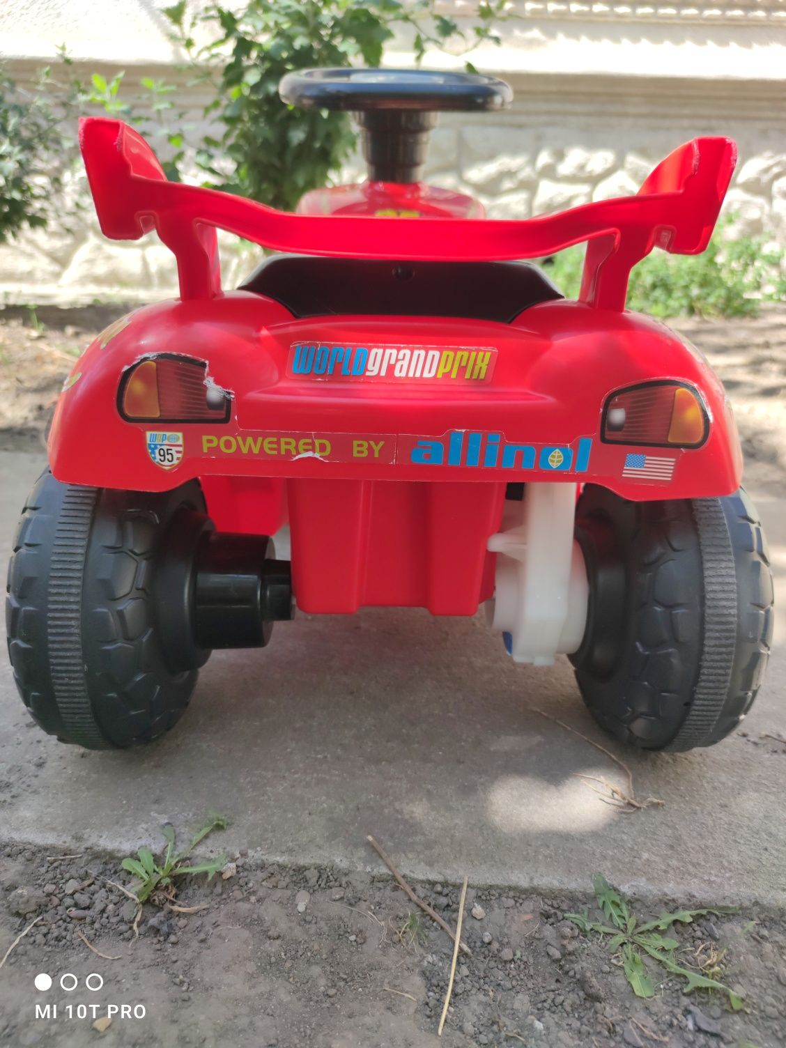 Дитячий електромобіль Feber Cars McQueen 6V