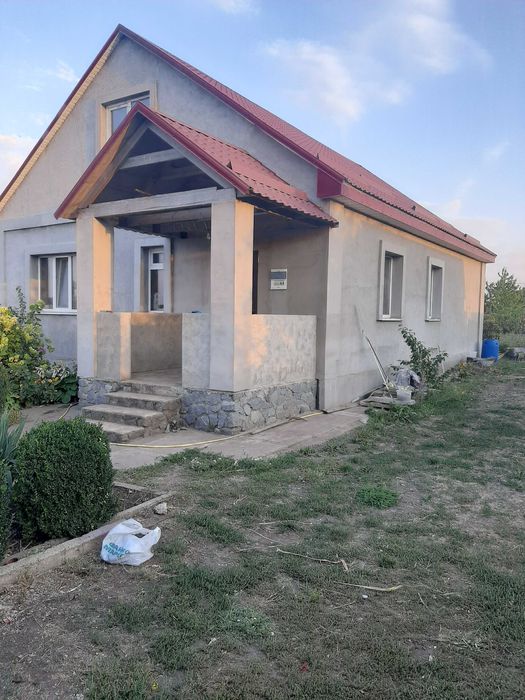 Продам будинок .