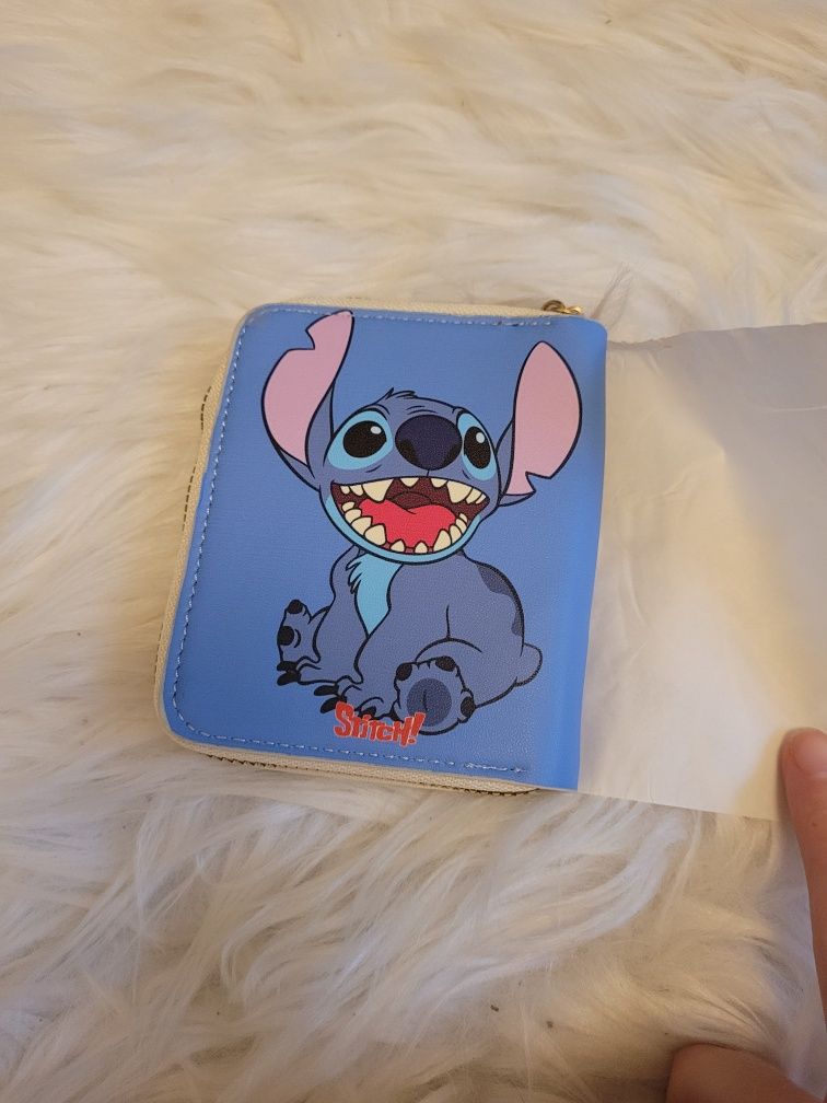 Malutki portfelik stitch nowy