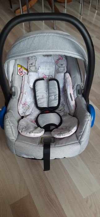Fotelik samochodowy z isofix