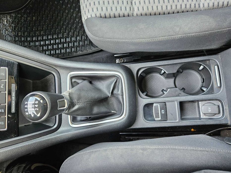 Volkswagen Sharan II 2012 serwisowany zadbany diesel 2,0   5 osób